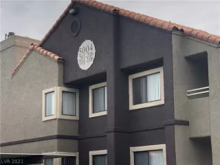 Photo #1: 2351589 Listing 