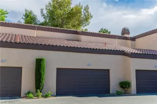 Photo #2: 2351600 Listing 