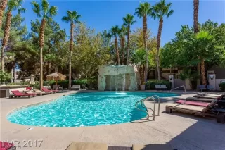 Photo #3: 2351600 Listing 