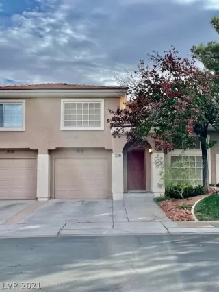 Photo #1: 2351655 Listing 