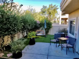 Photo #1: 2351668 Listing 