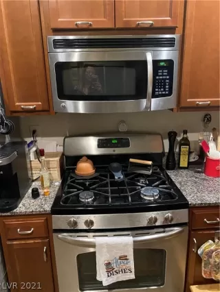 Photo #3: 2351668 Listing 