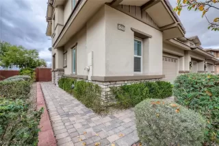 Photo #4: 2351719 Listing 