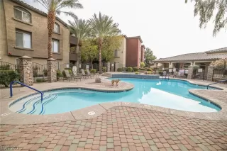 Photo #4: 2351735 Listing 