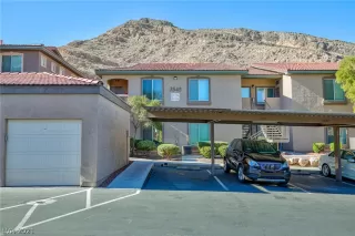 Photo #2: 2351742 Listing