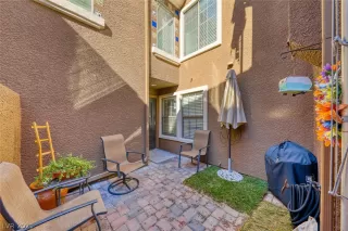 Photo #4: 2351753 Listing