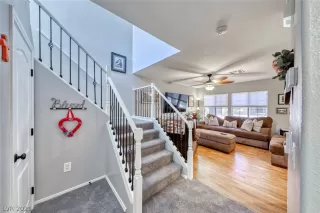 Photo #6: 2351753 Listing