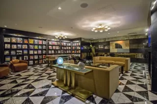 Photo #2: 2351780 Listing 