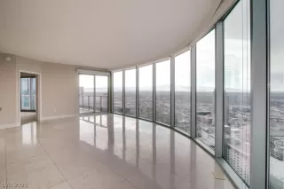 Photo #1: 2351793 Listing