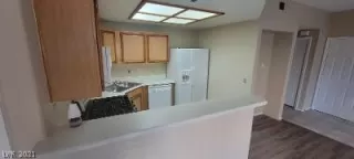 Photo #6: 2351824 Listing 