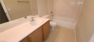 Photo #5: 2351856 Listing 