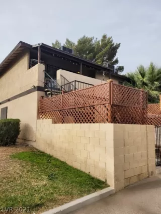 Photo #1: 2351866 Listing 