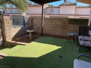 Photo #2: 2351881 Listing