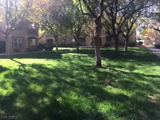 Photo #2: 2351924 Listing