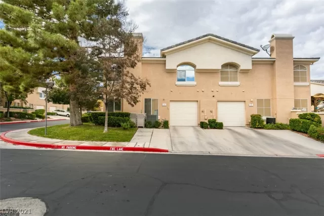 MLS: 2351989 Condo For Sale