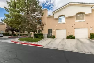 Photo #1: 2351989 Listing 