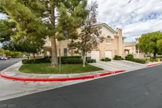 Photo #2: 2351989 Listing 