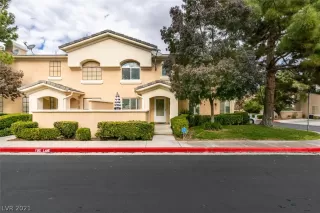 Photo #3: 2351989 Listing 