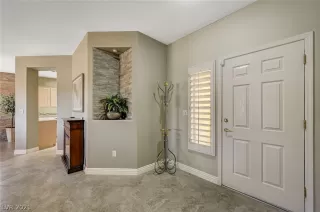 Photo #6: 2352034 Listing 