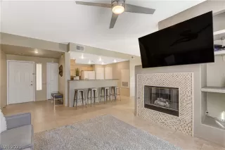 Photo #4: 2352050 Listing 