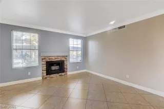 Photo #2: 2352080 Listing