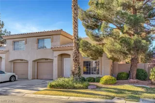 Photo #2: 2352116 Listing