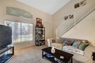 Photo #3: 2352116 Listing