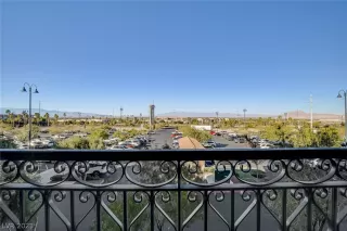 Photo #3: 2352180 Listing