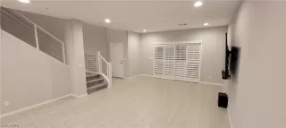 Photo #1: 2352187 Listing 