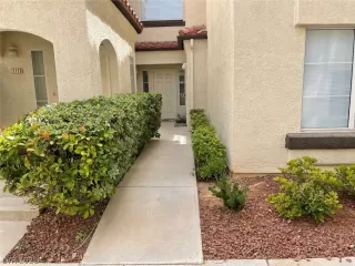 Photo #1: 2352192 Listing