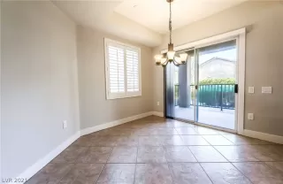 Photo #4: 2352248 Listing 