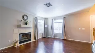 Photo #6: 2352252 Listing