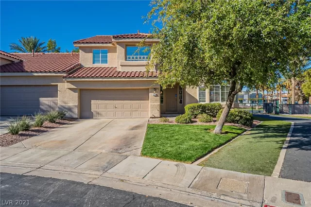 MLS: 2352267 Condo For Sale