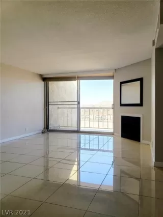 Photo #1: 2352283 Listing