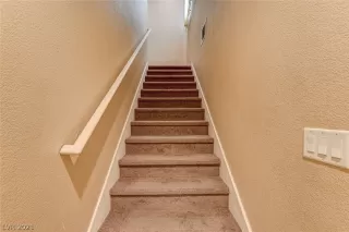 Photo #4: 2352295 Listing