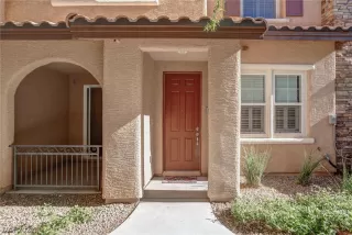 Photo #1: 2352319 Listing