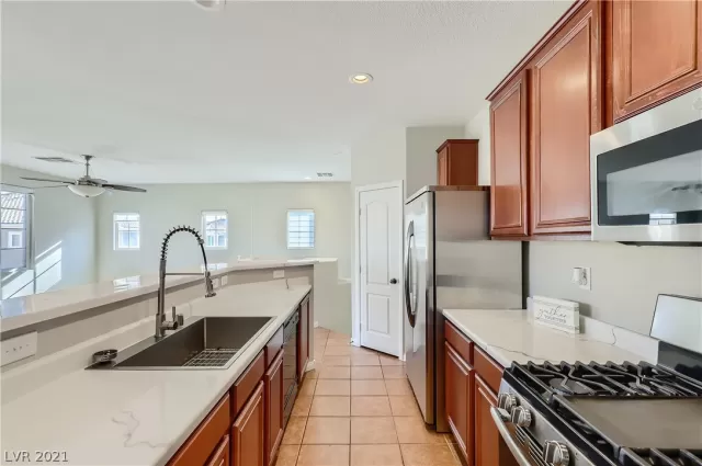 MLS: 2352363 Condo For Sale