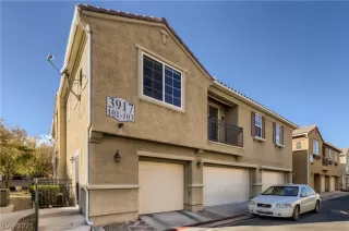 Photo #1: 2352363 Listing