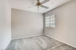 Photo #6: 2352400 Listing 