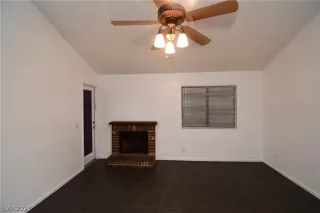 Photo #4: 2352401 Listing 