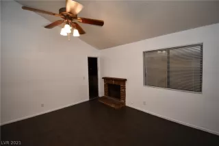 Photo #6: 2352401 Listing 