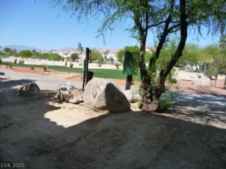 Photo #1: 2352406 Listing 