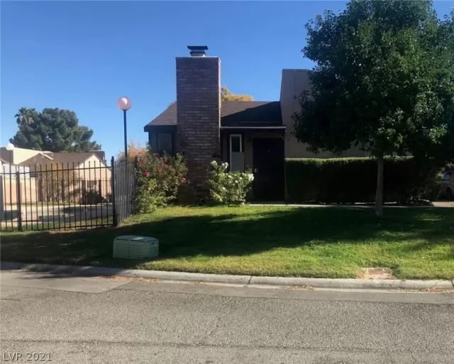 MLS: 2352476 Condo For Sale