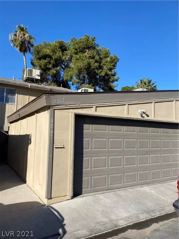 MLS: 2352483 Condo For Sale