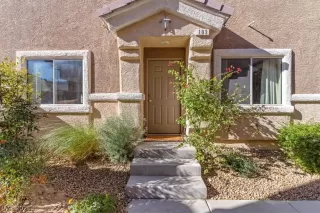 Photo #1: 2352518 Listing