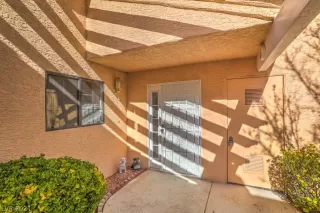 Photo #3: 2352523 Listing