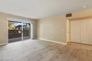 Photo #1: 2352542 Listing