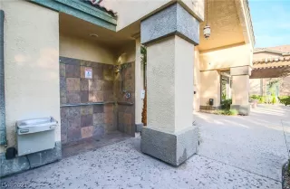 Photo #5: 2352554 Listing