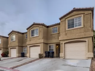 Photo #2: 2352555 Listing