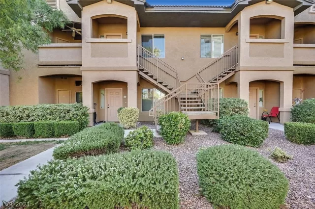 MLS: 2352649 Condo For Sale